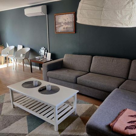 Feelhome 4 Bedrooms Apartment Polarvegen 特罗姆瑟 客房 照片